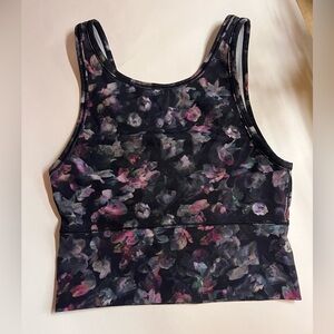 Lululemon crop top Frosted Rose print